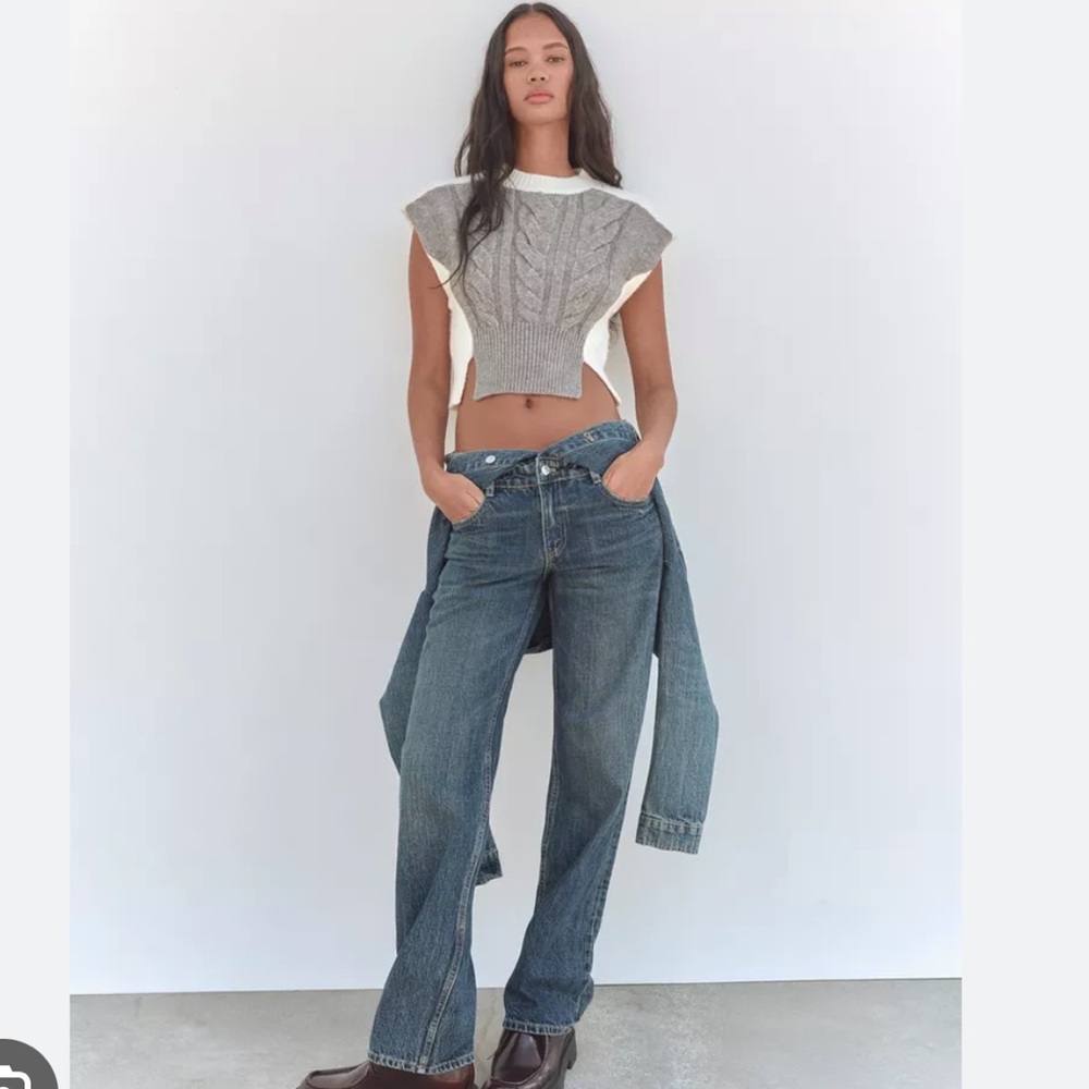 ZARA Two-Tone Knit Cropped Sweater Vest - Picture 3 of 10